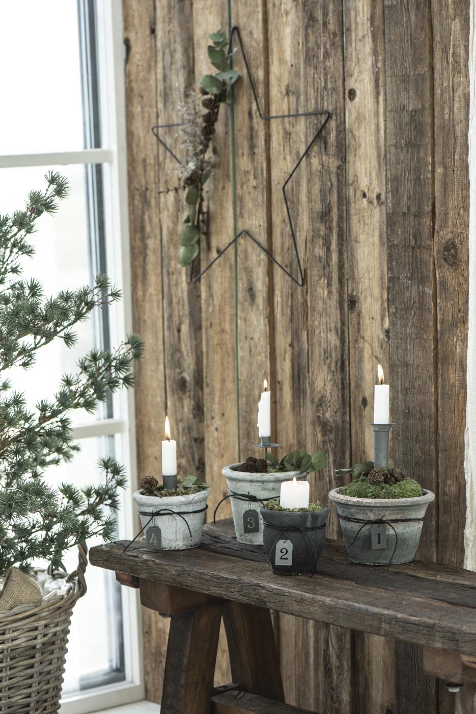 Ib Laursen Kerzenhalter mit Spiess für dünne Stabkerzen