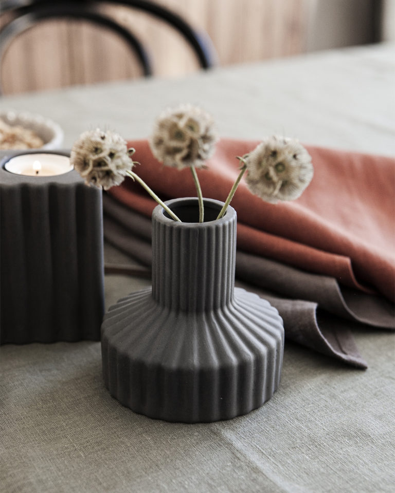 Storefactory Vase Samset Small Dark Grey