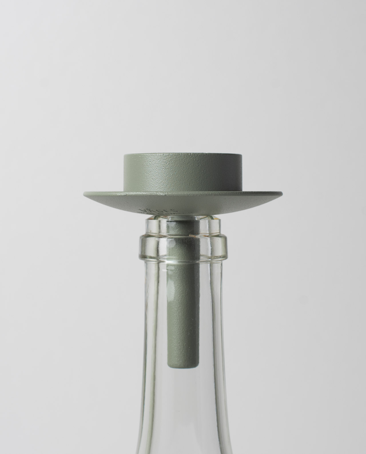 Våges Smide Teelichthalter Flasche Metall "Flaska" Salbeigrün