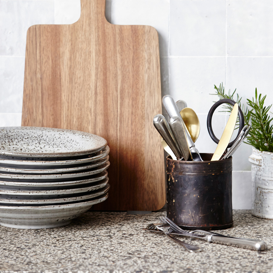 House Doctor Pastateller / Suppenteller Rustic Hellgrau