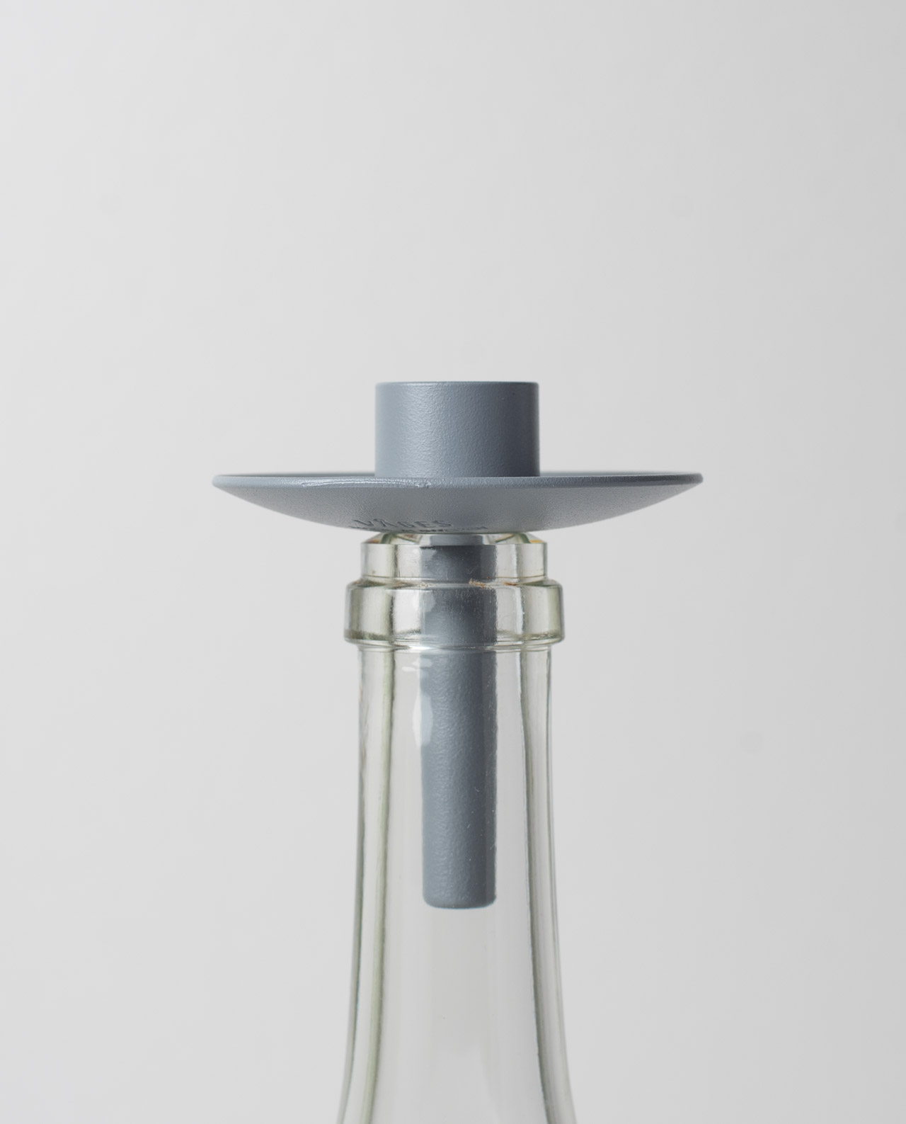 Våges Smide Kerzenhalter Flasche Metall "Flaska" Graublau