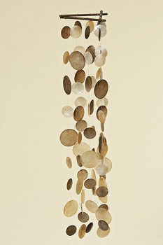 Capiz-Windspiel, Perlmutt-Braun